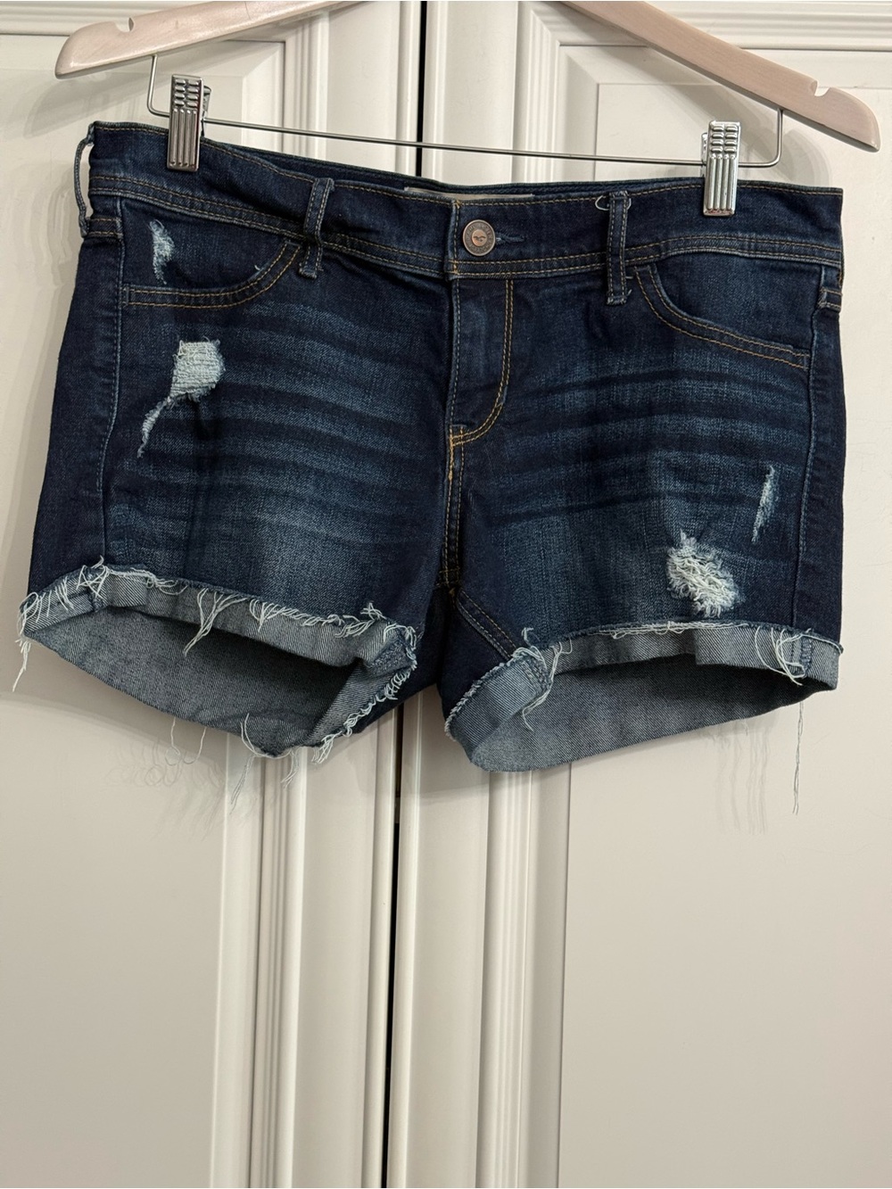 Hollister 29" Waist Size 9 Midi Shorts Dark Blue Distressed Roll-Cuff Denim